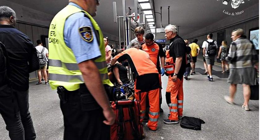 Zasłabnięcie na stacji Metro Politechnika