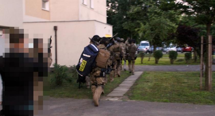 Zatrzymani po kilku latach za brutalne napady na konwojentów [FOTO i FILM]