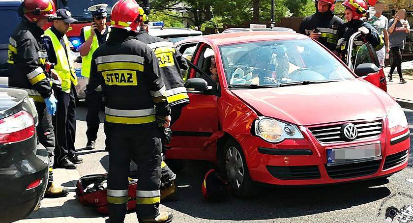 Wyjeżdżał tyłem z parkingu... Jedna osoba w szpitalu