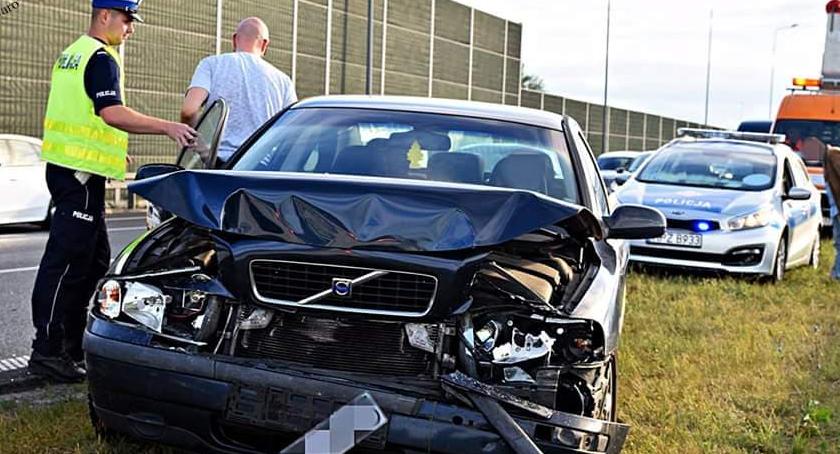 Zderzenie dwóch volvo [ZDJĘCIA]