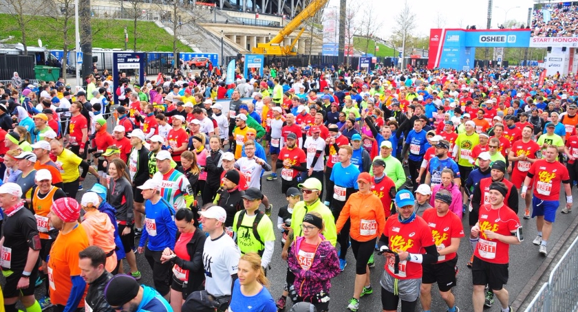 Orlen Warsaw Marathon 2016 przebiegł przez Warszawę cz. 1 [ZDJĘCIA]