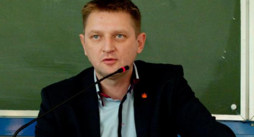 Andrzej Rozenek kolejnym kandydatem na prezydenta stolicy