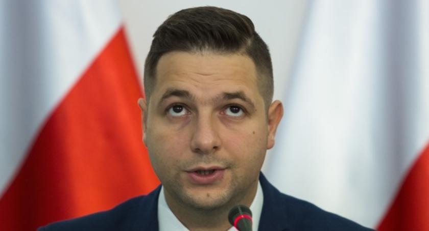Czy Patryk Jaki zapuka do Twoich drzwi?