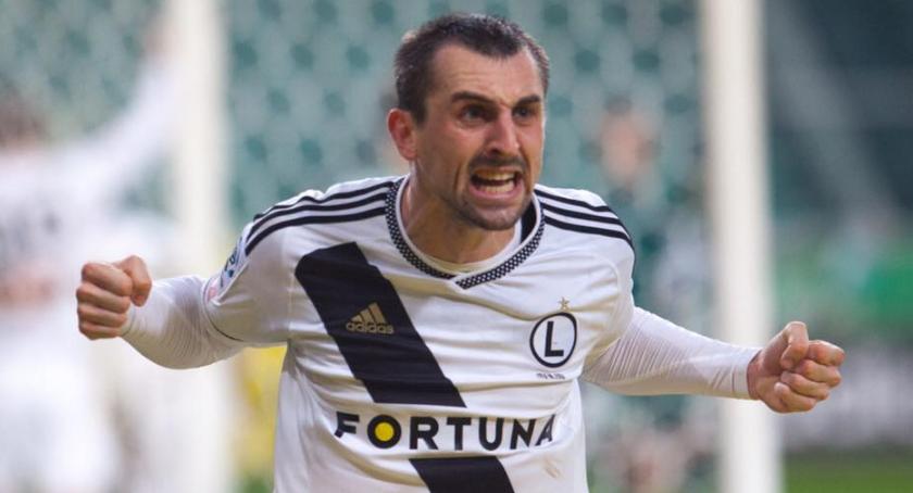 Czy Legia podniesie się z kolan, czy upadnie na twarz? 
