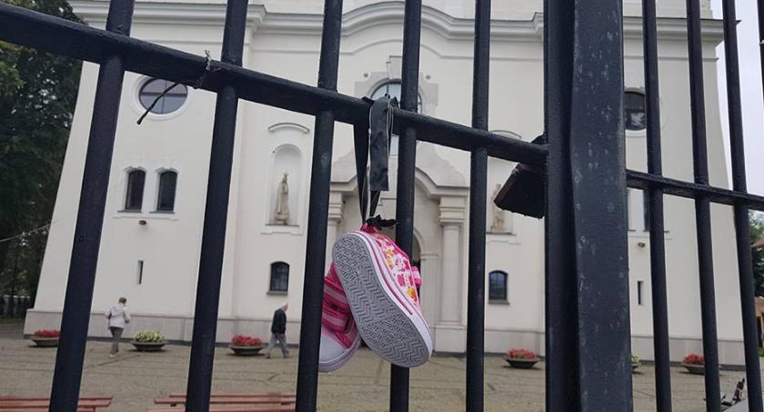 Baby shoes remember. Polska odsłona akcji