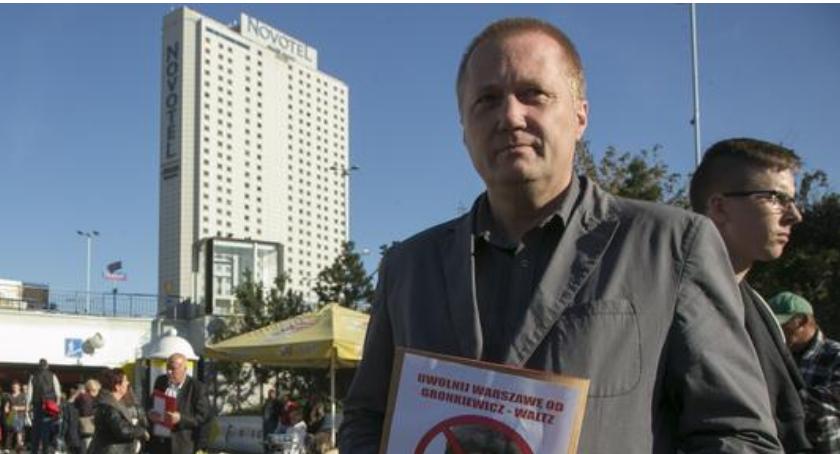 Wojciech Papis: „Politycy powinni pracować na rzecz obywateli, a nie na odwrót!”