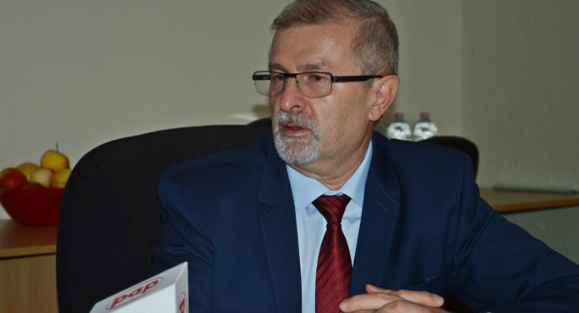 Sławomir Antonik przedstawia kolejne propozycje udogodnień dla młodzieży i przedsiębiorców