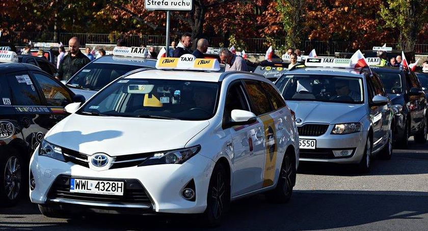 W południe protest taksówkarzy! Zablokują centrum miasta!