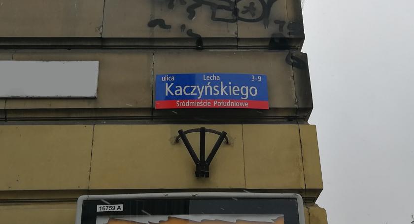 Wracają stare nazwy ulic. Sąd cofa dekomunizację w Warszawie [PILNE]