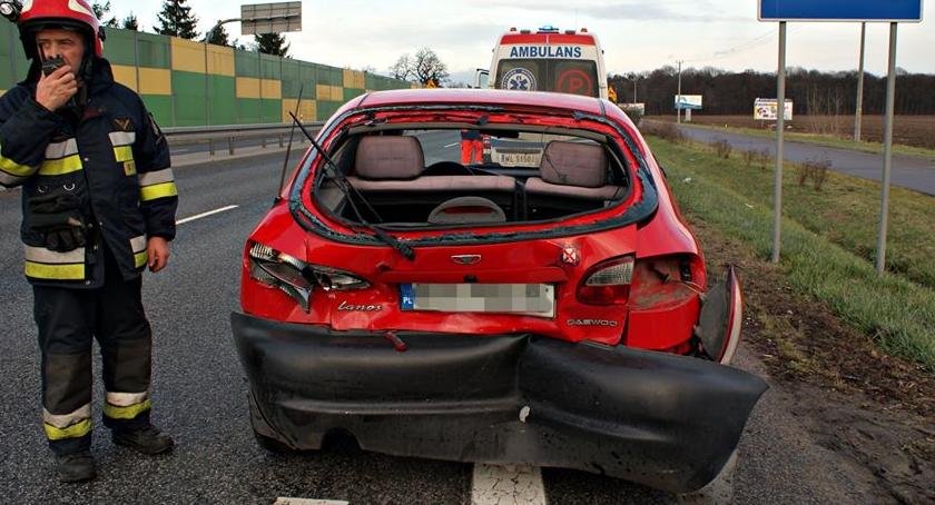Wypadek na DK 61. Ranna 90-letnia kobieta [ZDJĘCIA]
