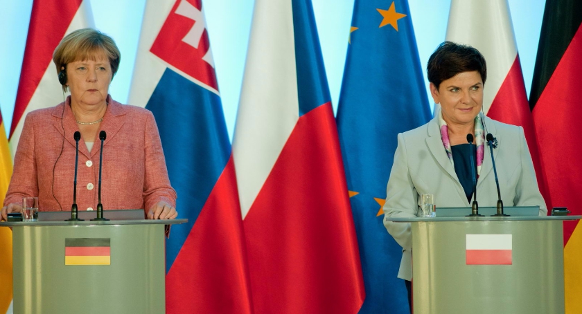 Spotkanie szefów rządów państw Grupy Wyszehradzkiej. Beata Szydło spotkała się z Angelą Merkel