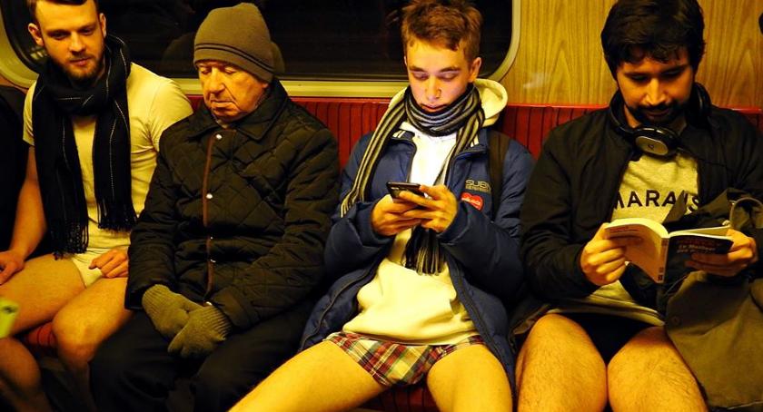 Dzień Jazdy Metrem bez Spodni [FOTORELACJA]
