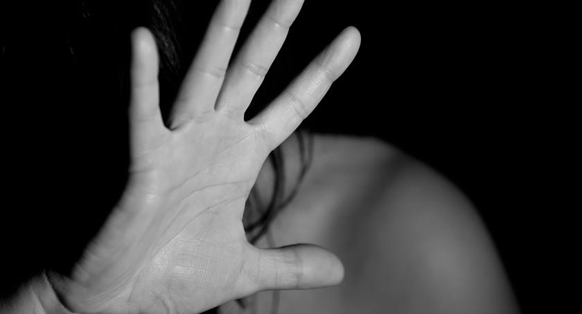 Znęcał się nad swoją matką. Powiedziała w końcu: DOŚĆ!