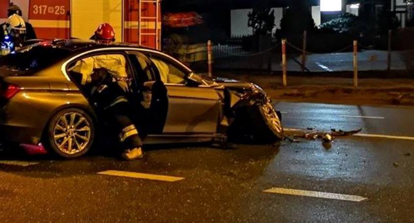 Wypadek na skrzyżowaniu Al. Jerozolimskich z Ryżową 