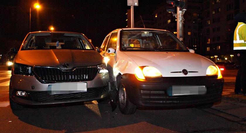 Kierowca Ubera sprawcą kolizji. Uderzył w dwa auta
