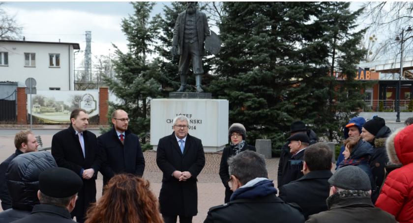 Komitety ruszają ze zbiórką podpisów. Czarnecki inauguruje zbiórkę w Grodzisku