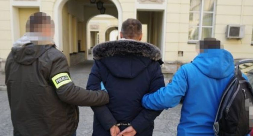 Kilka osób straciło 300 tys. złotych...