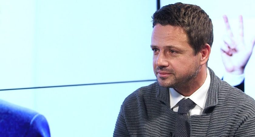 Trzaskowski: - Nie pracujemy nad ograniczeniem ruchu w centrum. 