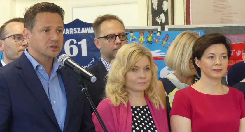 Pan prezydent będzie na Paradzie Równości. Na Marszu Życia i Rodziny nie