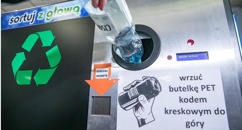 Poznaliśmy pięć lokalizacji butelkomatów w Warszawie