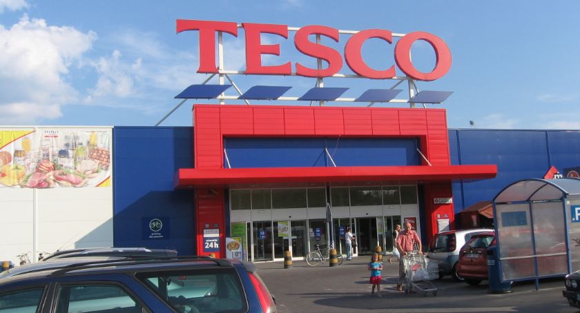 Czy wyprzedaże zwiastują zamknięcie Tesco? 