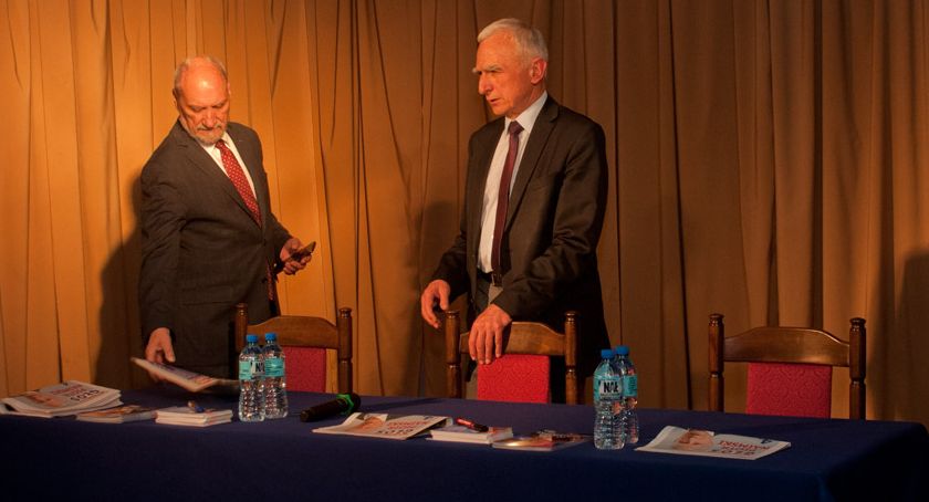 Spotkanie z Piotrem Naimskim w Ursusie