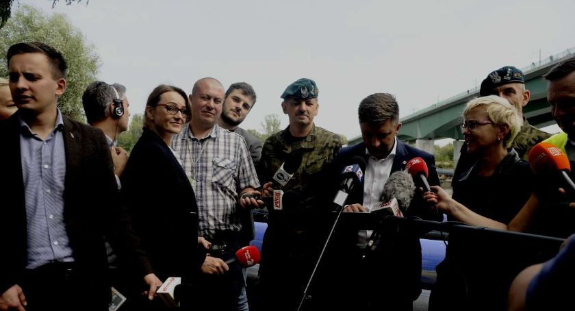 W budowę alternatywnego rurociągu angażowało się ponad 500 osób