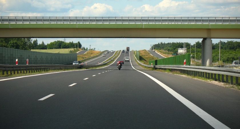 Problemy na na krajowej siódemce - między Łomiankami a Warszawą