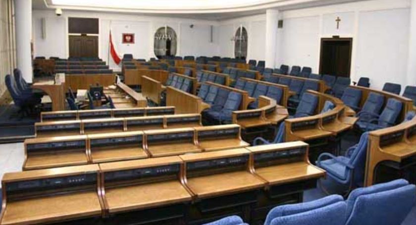 PiS wygrywa w Senacie. Zdobywa ponad 45 proc. głosów!