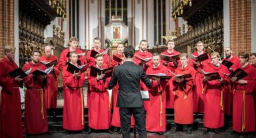 Koncert patriotyczny na Ochocie