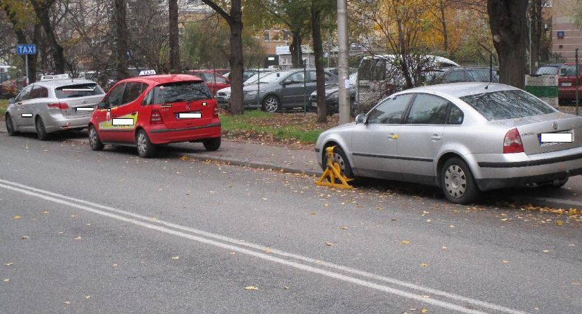 Komu są potrzebne postoje taksówek? 