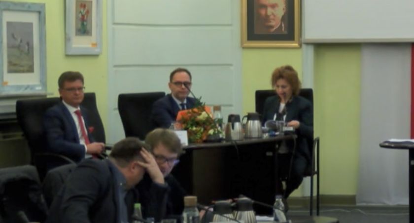 Burmistrz Dariusz Wolke powrócił na stanowisko