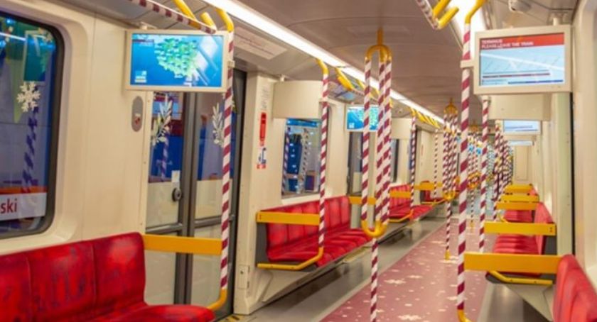 Jazda ze Świętami - świąteczne metro w stolicy