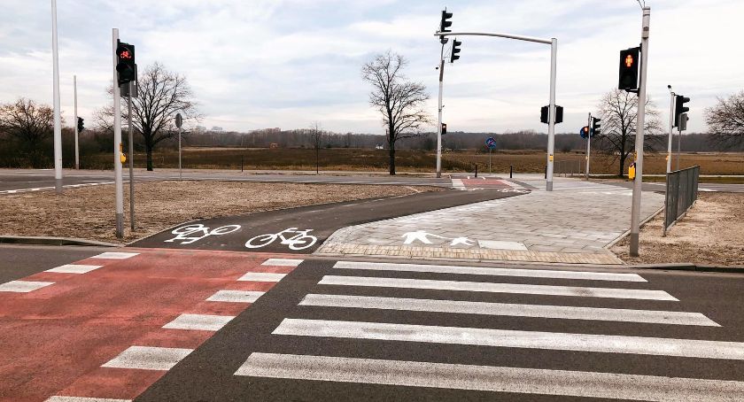 Wilanów: nowa sygnalizacja świetlna na skrzyżowaniu Drewny i Przyczółkowej