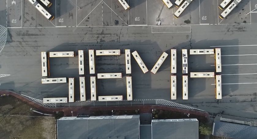Kierowcy MZA zrobili napis 