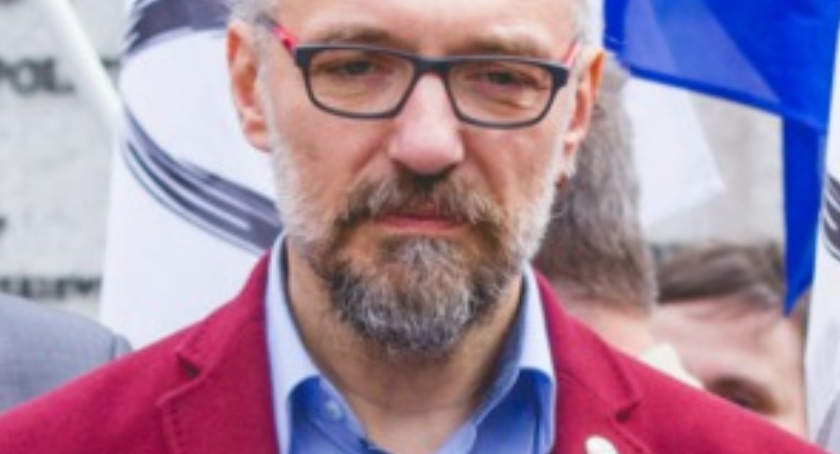 KOD: z kija bejsbolowego został tylko kijek (nomen-omen!)