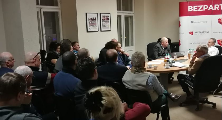 Mazowiecka Wspólnota Samorządowa - 447 problem zatruwający relacje między ofiarami