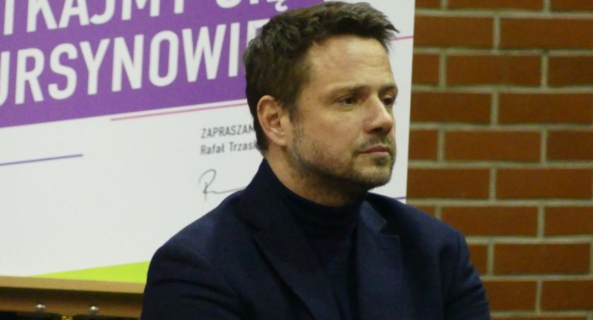 Prezydent Trzaskowski jest chory, ale uspokaja