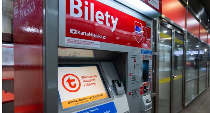 Technologia krok do przodu: w Warszawie nowe biletomaty