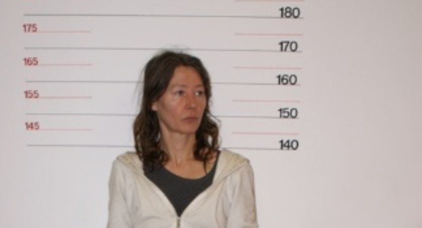 Niezidentyfikowana kobieta. Policjanci próbują ustalić jej tożsamość...