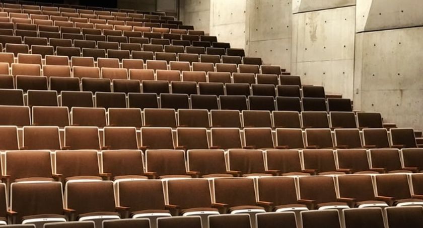 Teatr Ateneum i jego nowa scena - musi zaprezentować się później...