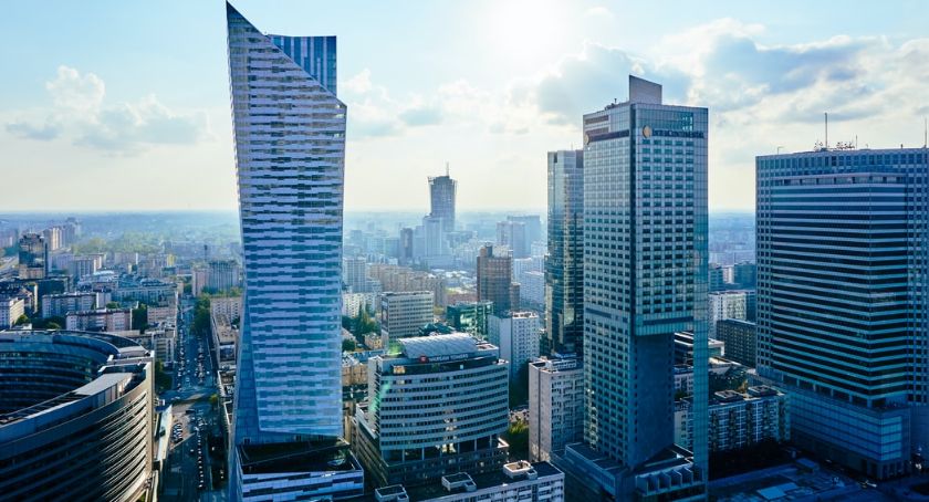 Warszawa wstrzymuje procedury przetargowe?