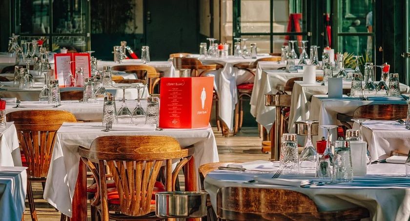 Kiedy i na jakich zasadach otworzą się restauracje?
