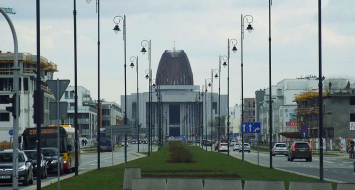 Świątynia Opatrzności Bożej odgrodzi się od wiernych?