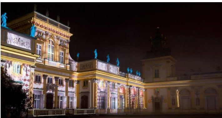 Bezpłatny pokaz mappingu na dziedzińcu pałacowym