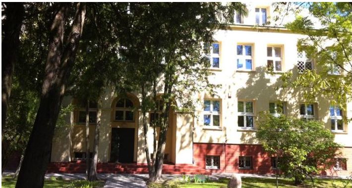 Sesja nadzwyczajna ws. szkół i przedszkoli na Białołęce