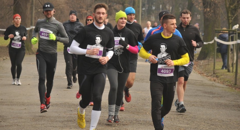 Tropem Wilczym. Bieg Pamięci Żołnierzy Wyklętych w Parku Skaryszewskim [FOTO]