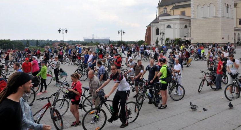 Masa Krytyczna przejedzie ulicami Warszawy tuż przed majówką