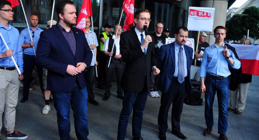 Koniec dyktatu Brukseli! Pikieta Ruchu Narodowego 