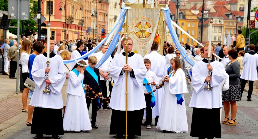 Procesja Bożego Ciała w Warszawie